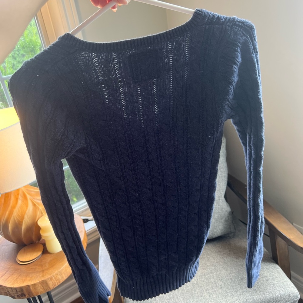American eagle sweater